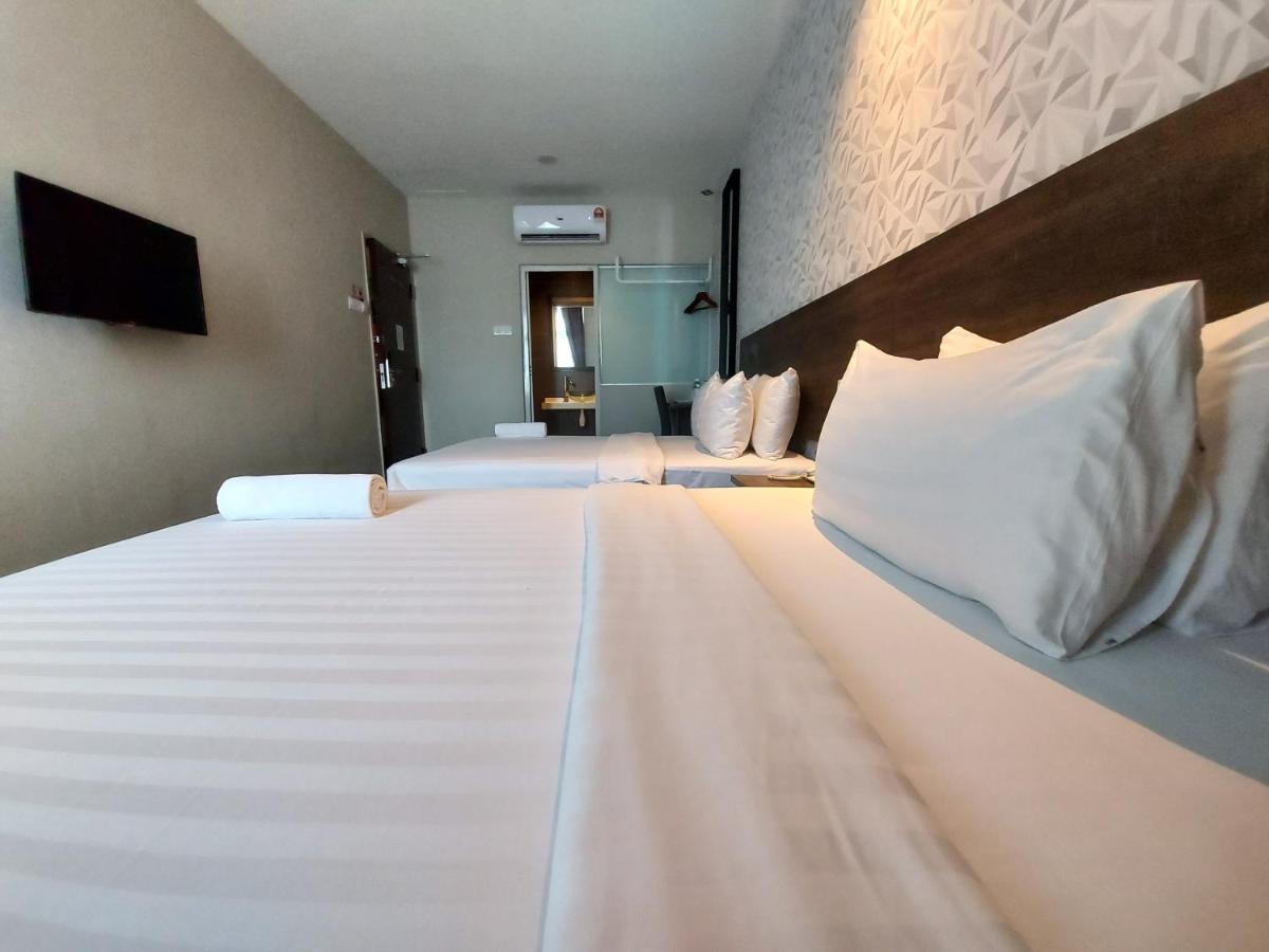 Miico Hotel @ Mount Austin Johor Bahru Exterior foto