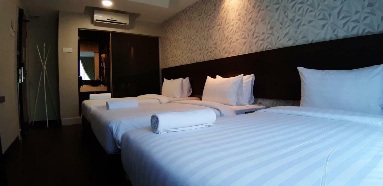 Miico Hotel @ Mount Austin Johor Bahru Exterior foto