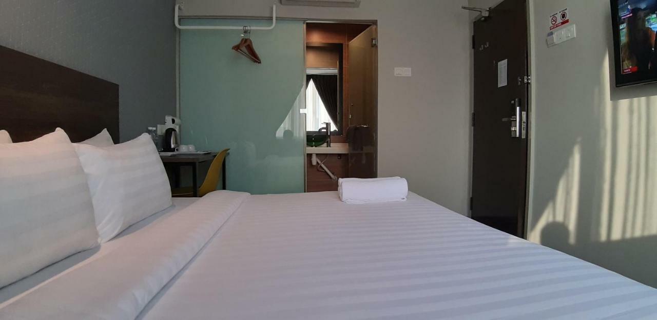 Miico Hotel @ Mount Austin Johor Bahru Exterior foto