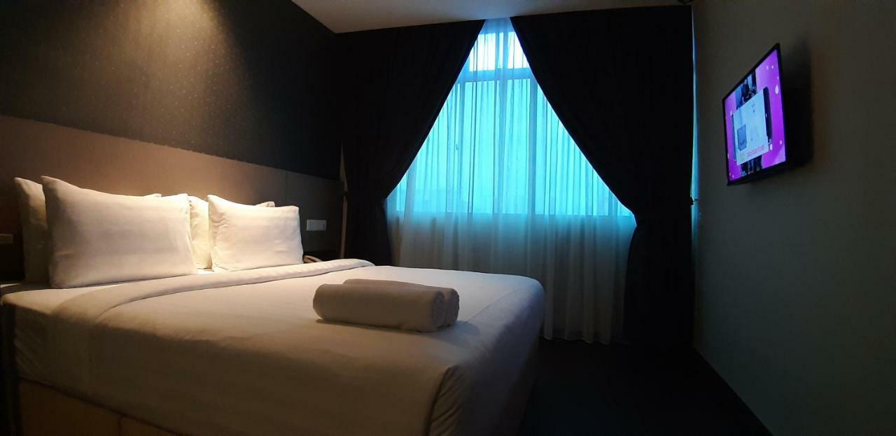 Miico Hotel @ Mount Austin Johor Bahru Exterior foto