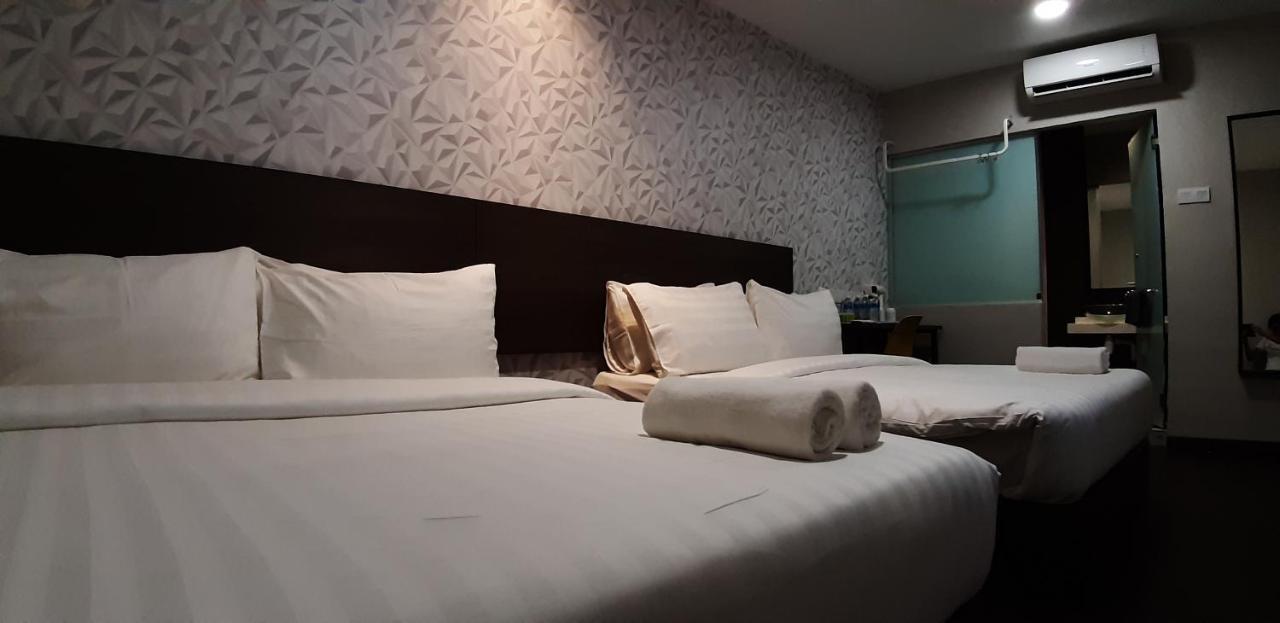 Miico Hotel @ Mount Austin Johor Bahru Exterior foto